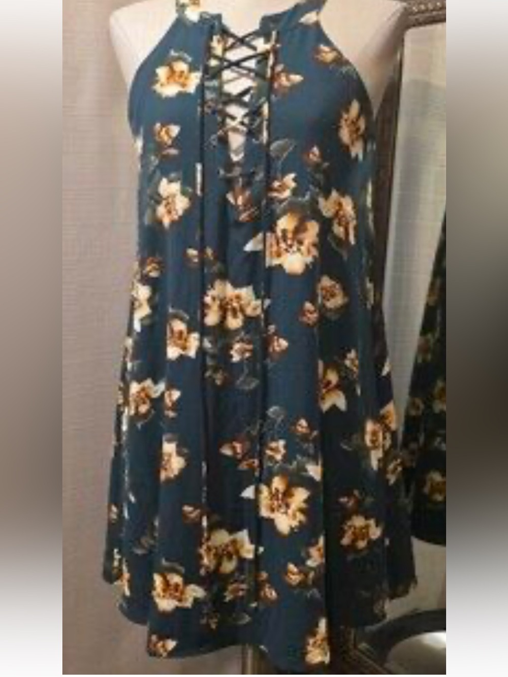 Altar’d State Green Floral Sleeveless Dress With Lace Up Front Size Large